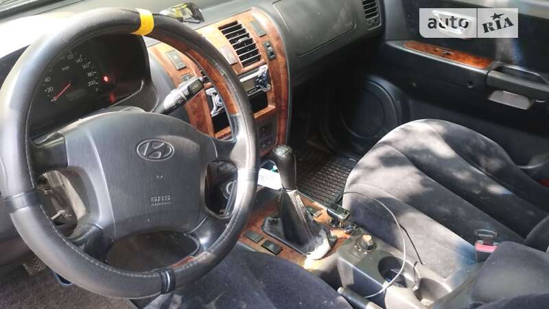 Внедорожник / Кроссовер Hyundai Terracan 2003 в Киеве