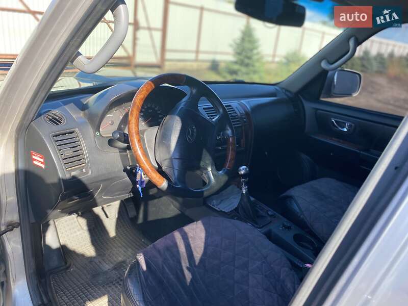 Внедорожник / Кроссовер Hyundai Terracan 2002 в Тальном