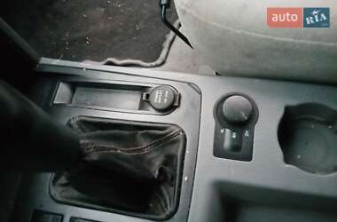 Внедорожник / Кроссовер Hyundai Terracan 2003 в 