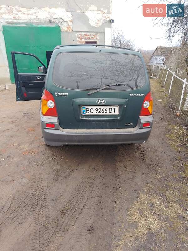 Внедорожник / Кроссовер Hyundai Terracan 2002 в Вишневце