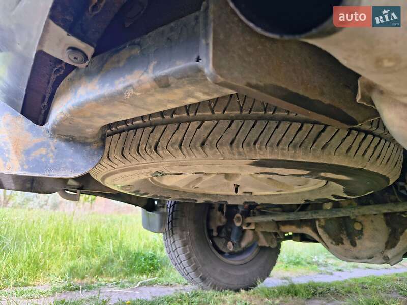 Позашляховик / Кросовер Hyundai Terracan 2002 в Дніпрі