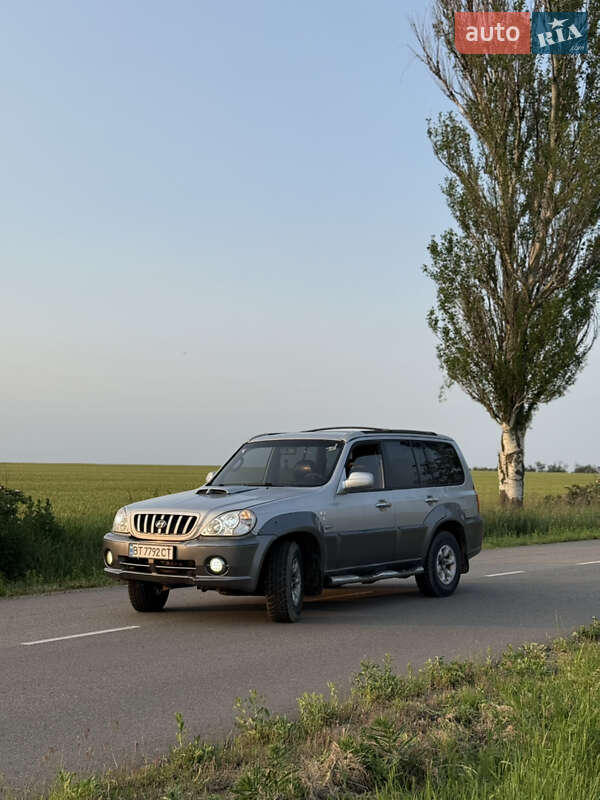 Внедорожник / Кроссовер Hyundai Terracan 2003 в Бобринце