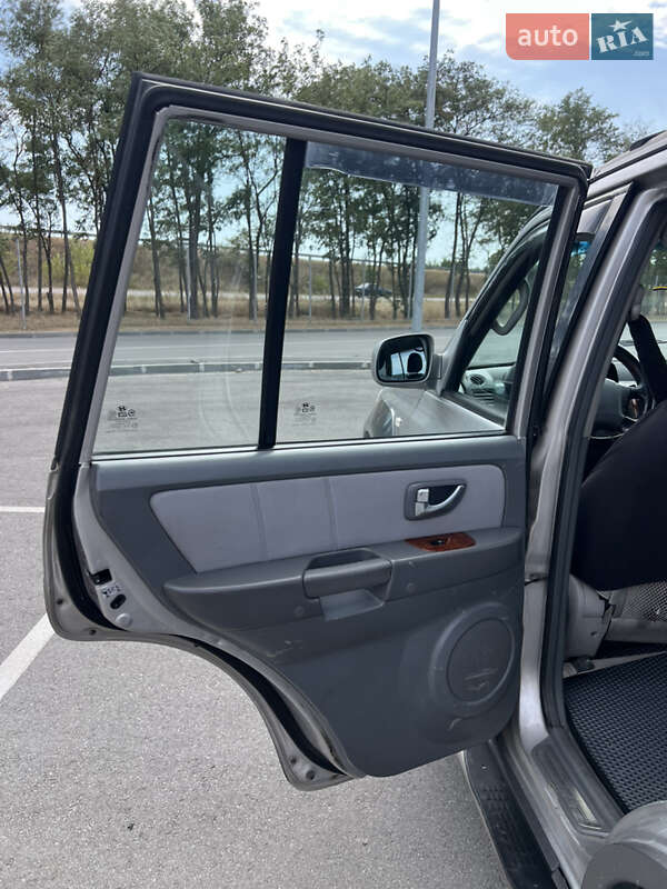 Внедорожник / Кроссовер Hyundai Terracan 2004 в Днепре фото 16 Внедорожник / Кроссовер Hyundai Terracan 2004 в Днепре