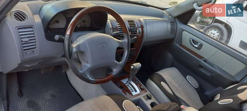 Позашляховик / Кросовер Hyundai Terracan 2004 в Тернополі