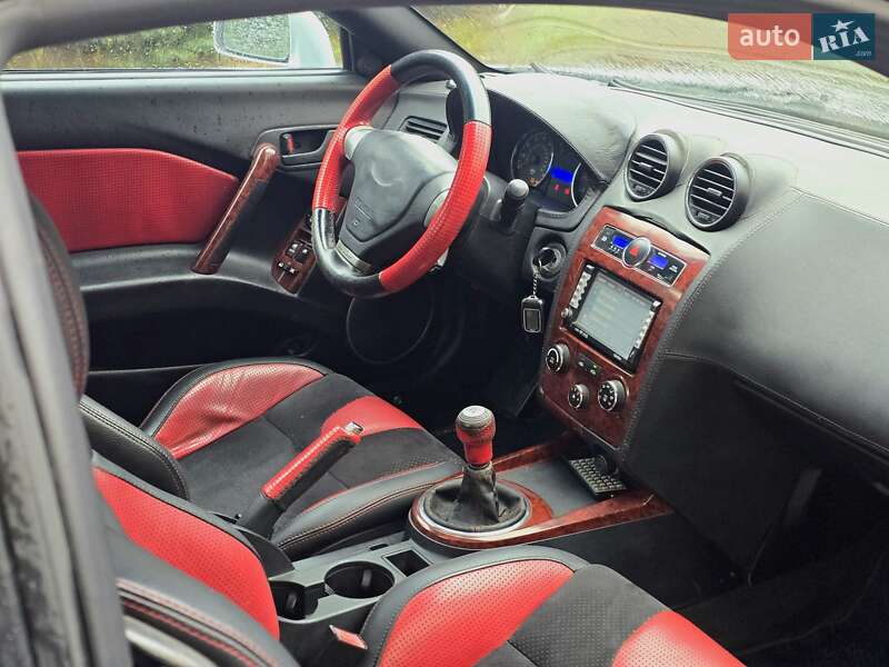 Купе Hyundai Tiburon 2008 в Харькове фото 16 Купе Hyundai Tiburon 2008 в Харькове