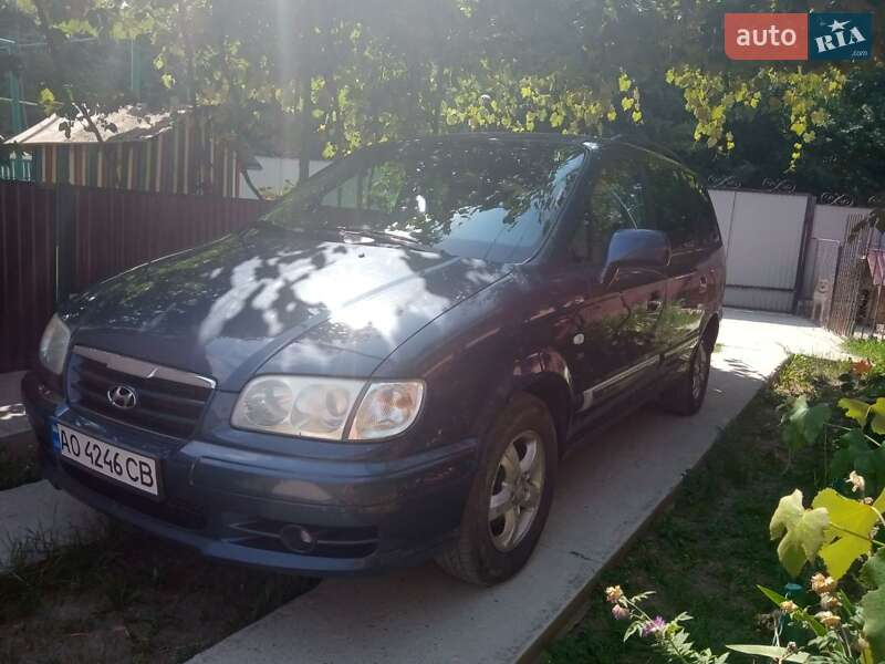 Hyundai Trajet 2005