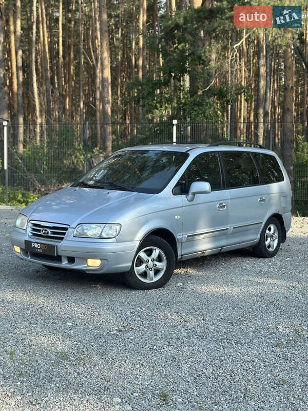 Минивэн Hyundai Trajet 2006 в 