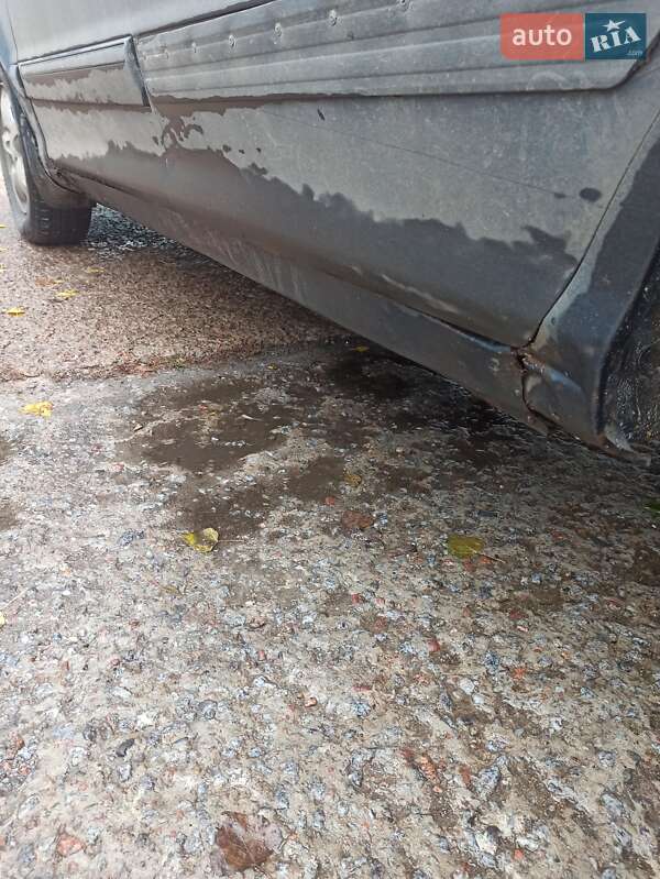 Мінівен Hyundai Trajet 2007 в Києві