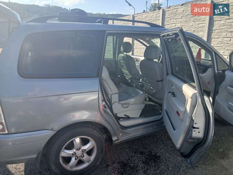 Минивэн Hyundai Trajet 2006 в Ивано-Франковске фото 16 Минивэн Hyundai Trajet 2006 в Ивано-Франковске