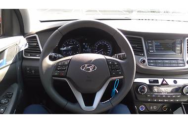 Позашляховик / Кросовер Hyundai Tucson 2016 в Харкові
