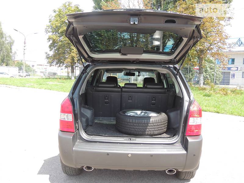 Позашляховик / Кросовер Hyundai Tucson 2007 в Житомирі