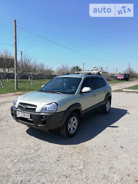 Позашляховик / Кросовер Hyundai Tucson 2008 в Первомайську