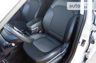 Позашляховик / Кросовер Hyundai Tucson 2011 в 
