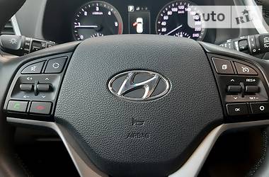Внедорожник / Кроссовер Hyundai Tucson 2016 в Николаеве