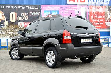 Позашляховик / Кросовер Hyundai Tucson 2007 в 