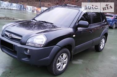 Позашляховик / Кросовер Hyundai Tucson 2011 в Умані