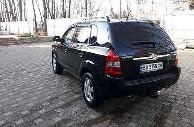 Внедорожник / Кроссовер Hyundai Tucson 2008 в Новоархангельске