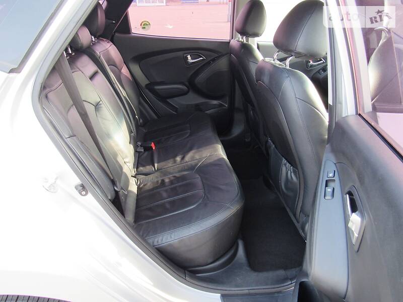 Позашляховик / Кросовер Hyundai Tucson 2012 в Києві фото 14 Позашляховик / Кросовер Hyundai Tucson 2012 в Києві