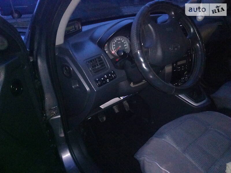 Позашляховик / Кросовер Hyundai Tucson 2008 в Тернополі