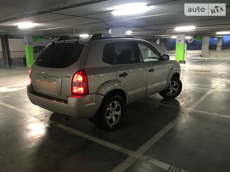 Позашляховик / Кросовер Hyundai Tucson 2008 в Львові