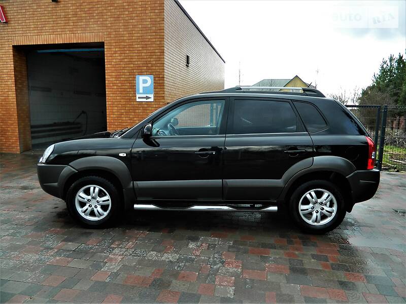 Позашляховик / Кросовер Hyundai Tucson 2006 в Рівному фото 10 Позашляховик / Кросовер Hyundai Tucson 2006 в Рівному