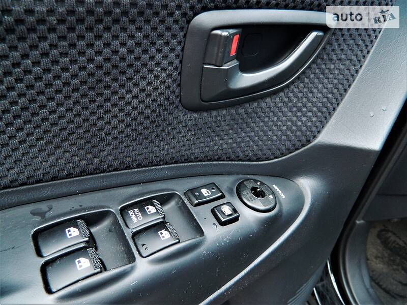 Позашляховик / Кросовер Hyundai Tucson 2006 в Рівному фото 57 Позашляховик / Кросовер Hyundai Tucson 2006 в Рівному