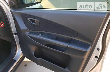 Позашляховик / Кросовер Hyundai Tucson 2008 в 