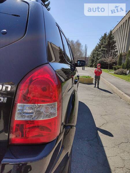 Позашляховик / Кросовер Hyundai Tucson 2007 в Кривому Розі фото 8 Позашляховик / Кросовер Hyundai Tucson 2007 в Кривому Розі