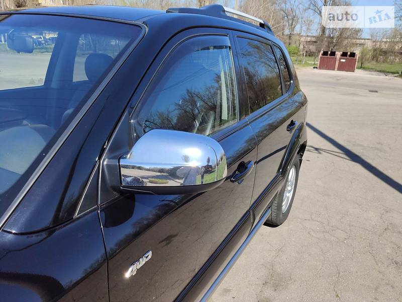 Позашляховик / Кросовер Hyundai Tucson 2007 в Кривому Розі фото 17 Позашляховик / Кросовер Hyundai Tucson 2007 в Кривому Розі