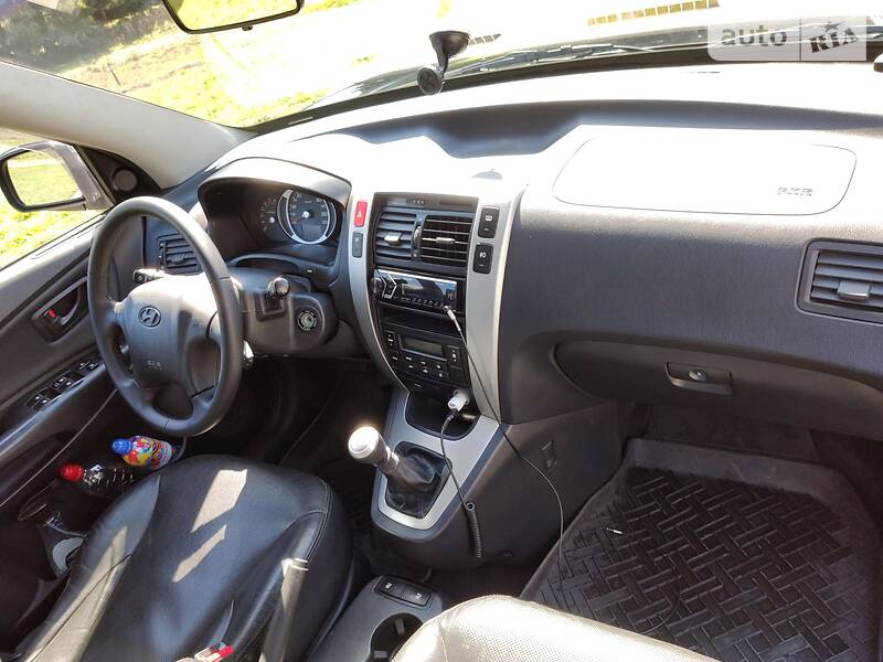 Позашляховик / Кросовер Hyundai Tucson 2007 в Кривому Розі фото 25 Позашляховик / Кросовер Hyundai Tucson 2007 в Кривому Розі