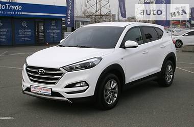 Позашляховик / Кросовер Hyundai Tucson 2015 в 