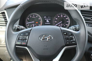 Внедорожник / Кроссовер Hyundai Tucson 2018 в 