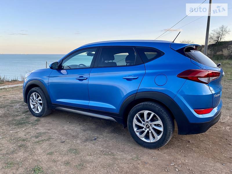 Позашляховик / Кросовер Hyundai Tucson 2015 в Одесі фото 9 Позашляховик / Кросовер Hyundai Tucson 2015 в Одесі