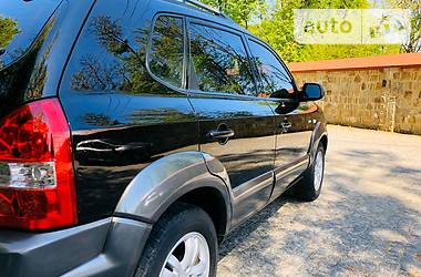 Позашляховик / Кросовер Hyundai Tucson 2008 в 