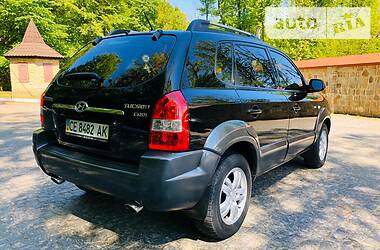 Позашляховик / Кросовер Hyundai Tucson 2008 в 
