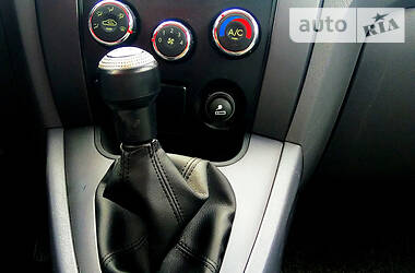 Позашляховик / Кросовер Hyundai Tucson 2004 в 