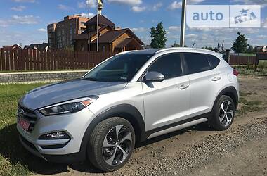 Позашляховик / Кросовер Hyundai Tucson 2017 в 