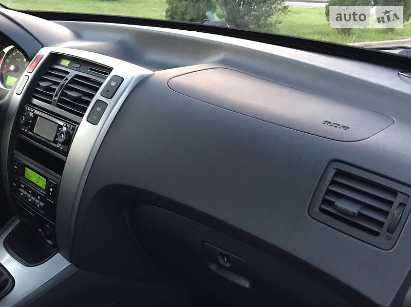 Позашляховик / Кросовер Hyundai Tucson 2009 в Києві