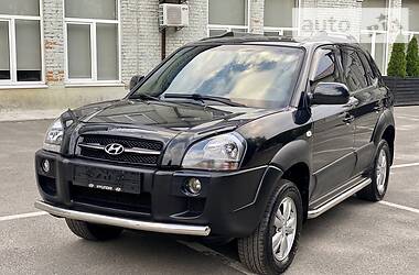 Позашляховик / Кросовер Hyundai Tucson 2012 в 