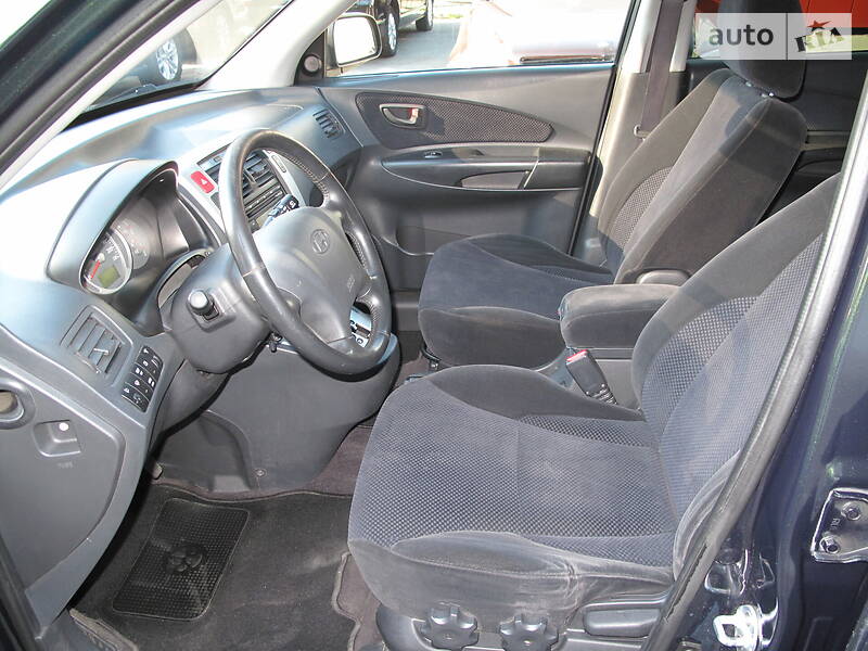 Позашляховик / Кросовер Hyundai Tucson 2008 в Києві