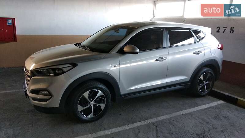 Внедорожник / Кроссовер Hyundai Tucson 2015 в Одессе