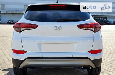 Внедорожник / Кроссовер Hyundai Tucson 2016 в Житомире