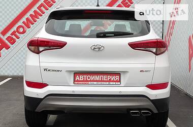 Внедорожник / Кроссовер Hyundai Tucson 2016 в Киеве