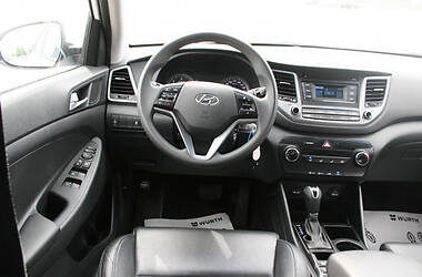 Внедорожник / Кроссовер Hyundai Tucson 2015 в Черкассах