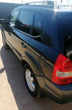 Внедорожник / Кроссовер Hyundai Tucson 2004 в Житомире