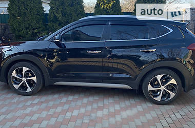 Внедорожник / Кроссовер Hyundai Tucson 2017 в Кропивницком