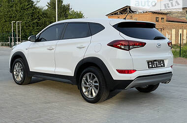 Внедорожник / Кроссовер Hyundai Tucson 2016 в Житомире