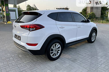 Внедорожник / Кроссовер Hyundai Tucson 2016 в Житомире