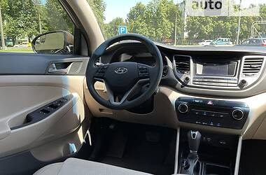 Внедорожник / Кроссовер Hyundai Tucson 2015 в Запорожье