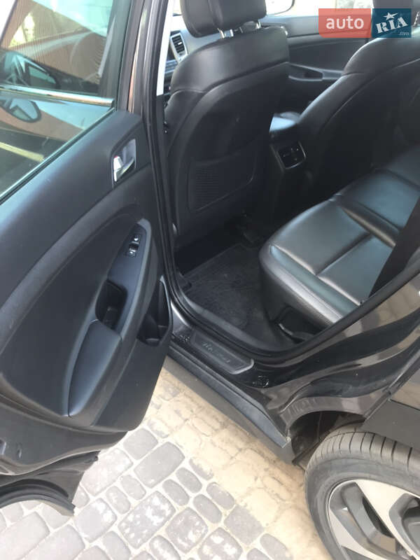 Внедорожник / Кроссовер Hyundai Tucson 2016 в Камне-Каширском